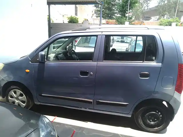 Used 2011 Maruti Suzuki Wagon R in Meerut
