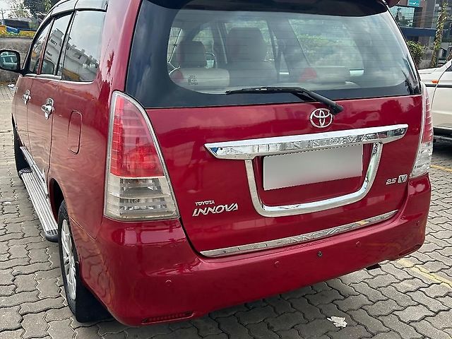 Used Toyota Innova [2009-2012] 2.5 G1 BS-IV in Muvattupuzha