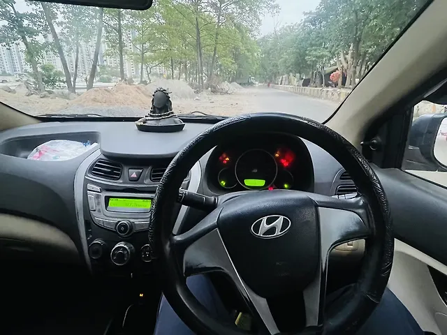 Used Hyundai Eon Sportz in Lucknow