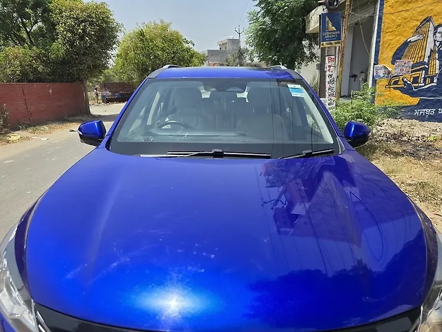 Used Mahindra Old Generation XUV700 AX 7 Petrol MT 7 STR [2023-2024] in Ludhiana