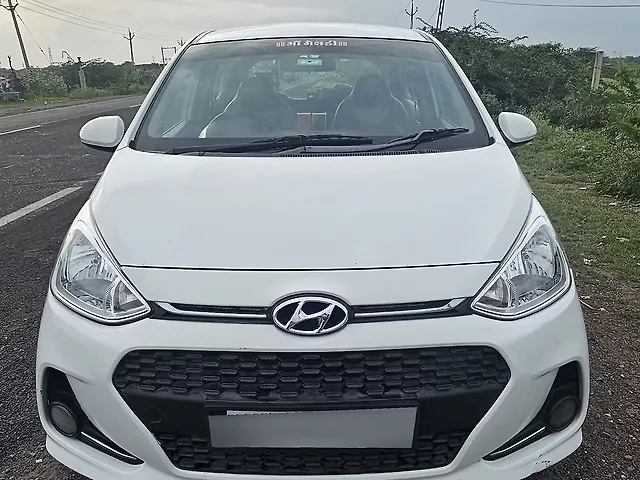 Used 2017 Hyundai Grand i10 in Botad Used 2017 Hyundai Grand i10 in Botad