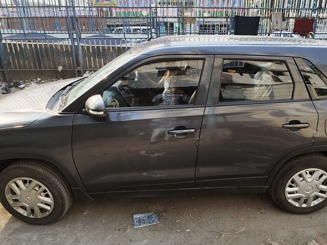 Used Maruti Suzuki Brezza LXi [2022-2023] in Kolkata