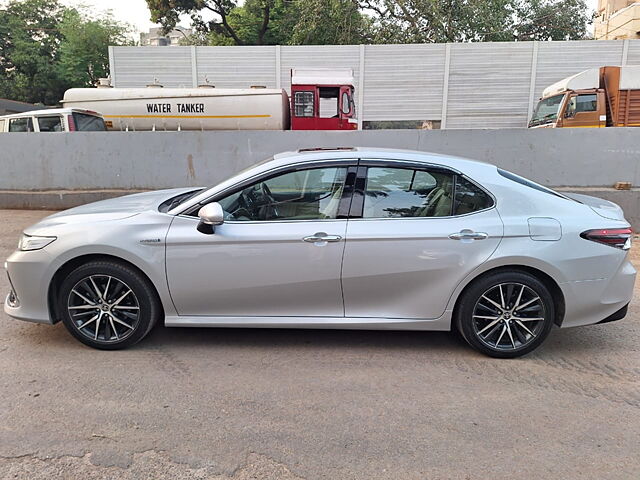 Used Toyota Camry Hybrid in Mumbai