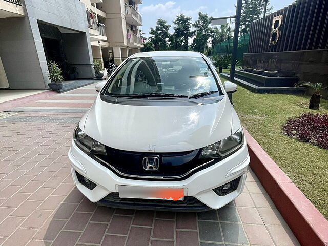 Used 2015 Honda Jazz in Noida