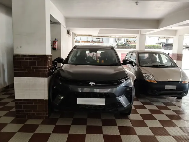 Used Tata Nexon Pure (S) 1.2 Petrol 6MT [2023-2025] in Kolkata