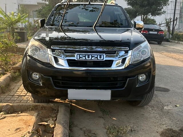 Used 2017 Isuzu D-Max V-Cross in Delhi