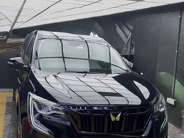 Used 2024 Mahindra XUV700 in Delhi