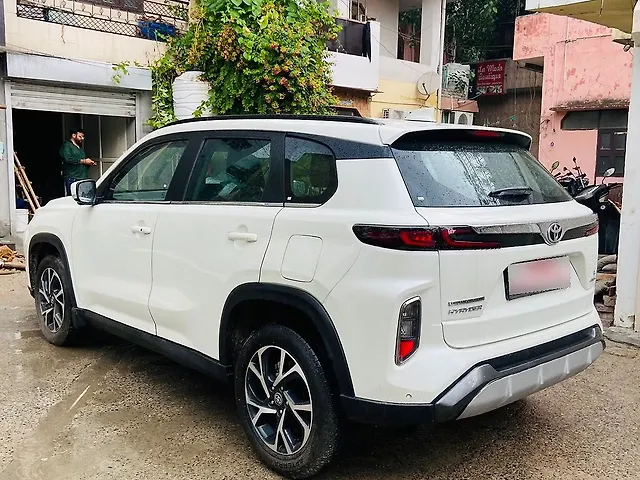 Used Toyota Urban Cruiser Hyryder V AT NeoDrive [2022-2023] in Delhi