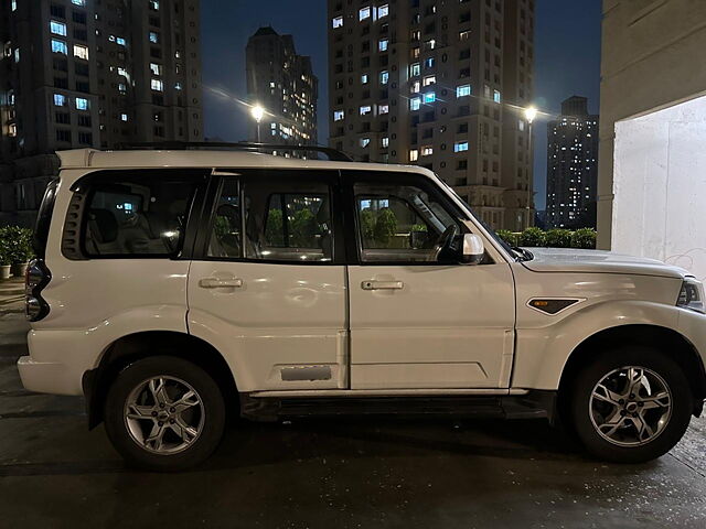 Used 2015 Mahindra Scorpio in Mumbai