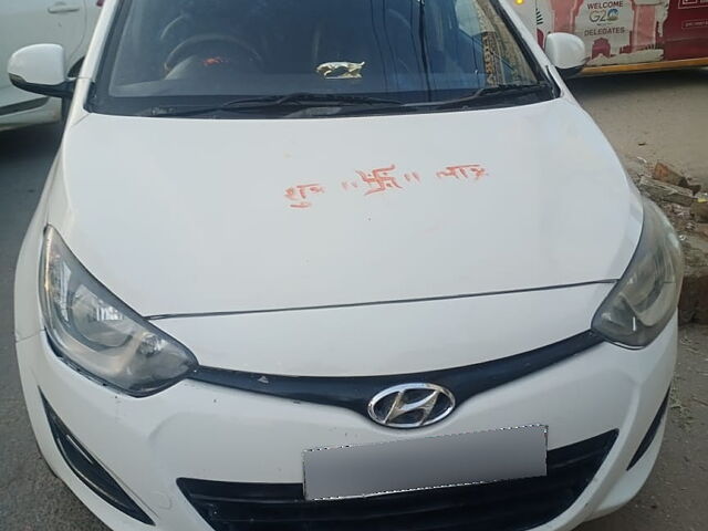 Used 2013 Hyundai i20 in Delhi