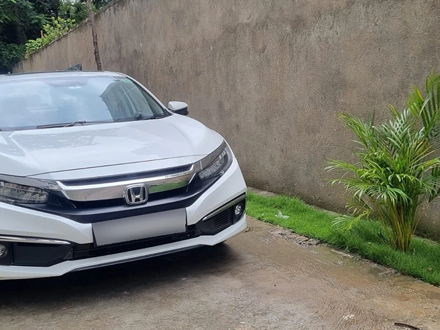 Second Hand 2019 Honda Civic ZX Diesel for sale at Rs. 13 Second Hand 2019 Honda Civic ZX Diesel for sale at Rs. 13