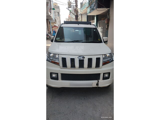 Used 2017 Mahindra TUV300 in Delhi