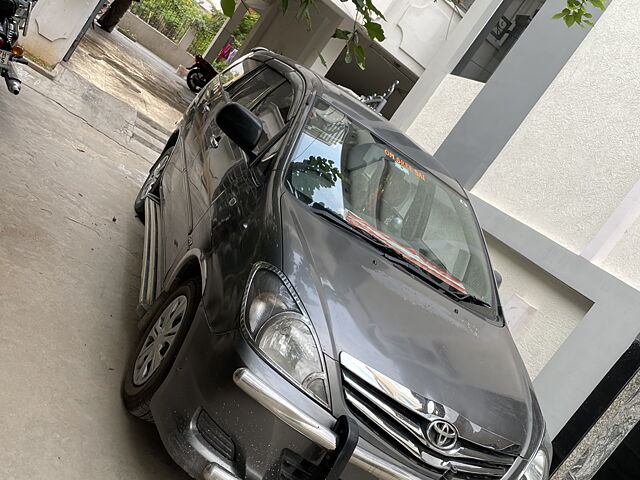 Used 2011 Toyota Innova in Hyderabad