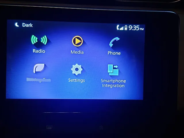 Used Nissan Magnite Tekna B4D 1.0 Petrol MT in Bangalore