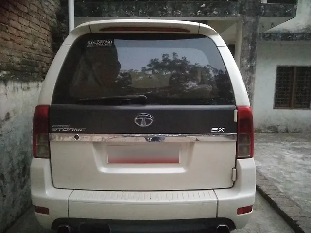 Used 2013 Tata Safari in Lucknow