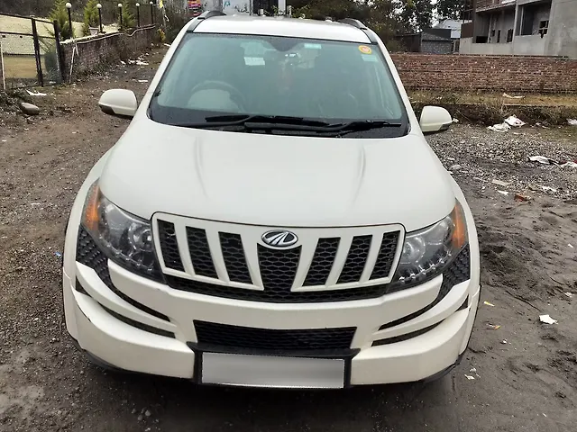Used 2015 Mahindra XUV500 in Dehradun