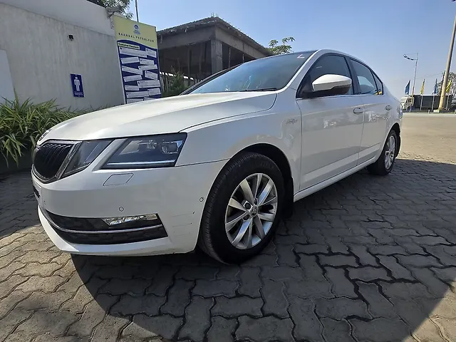 Used 2019 Skoda Octavia in Pune
