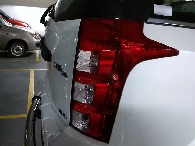 Used Mahindra XUV500 [2015-2018] W10 AWD in Hyderabad