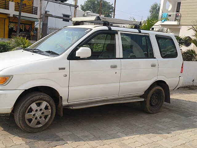 Used Chevrolet Tavera B1 7-Seater - BS III in Vadodara