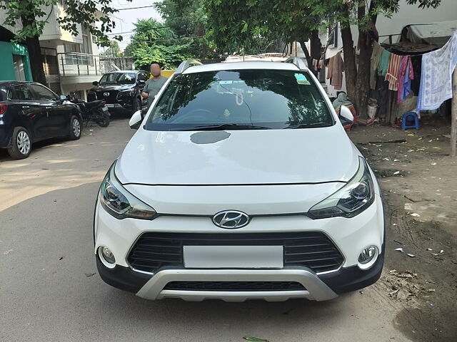 Used 2015 Hyundai i20 Active in Lucknow