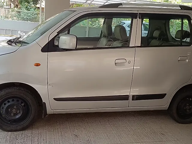 Used Maruti Suzuki Wagon R 1.0 [2010-2013] VXi in Kolhapur