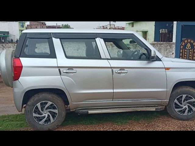 Used Mahindra TUV300 [2015-2019] T4 in Raipur