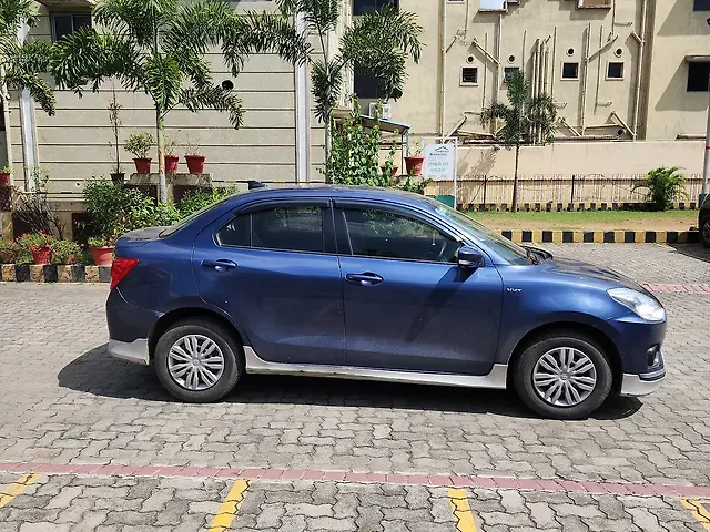 Used Maruti Suzuki Dzire [2017-2020] VXi AMT in Jamshedpur