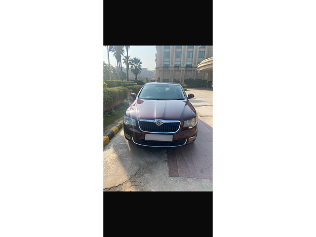 Used 2013 Skoda Superb in Delhi