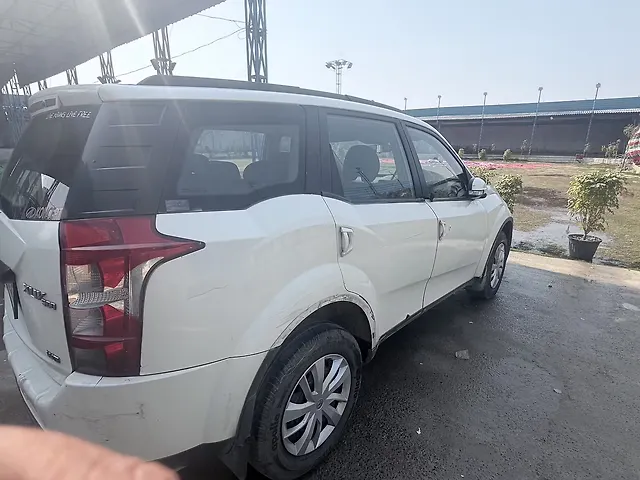 Used Mahindra XUV500 [2015-2018] W6 in Sikandrabad