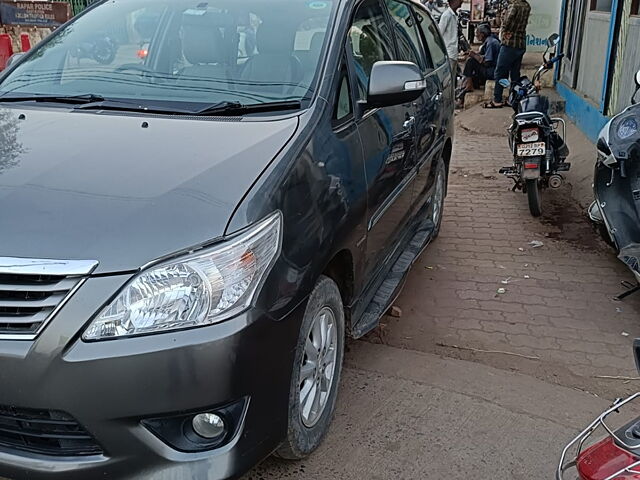 Used Toyota Innova [2013-2014] 2.0 G 8 STR BS-IV in Kutch