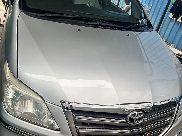 Used 2014 Toyota Innova in Hyderabad