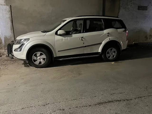 Used 2016 Mahindra XUV500 in Jaipur