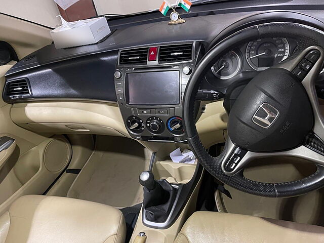 Used Honda City [2011-2014] 1.5 V MT Sunroof in Ahmedabad