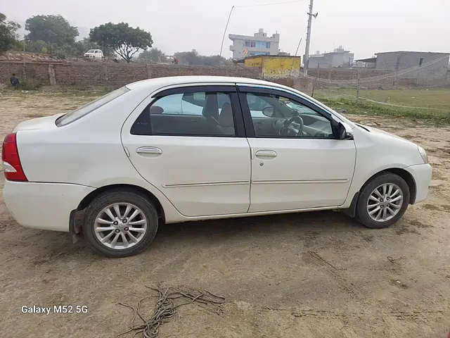 Used 2015 Toyota Etios in Greater Noida