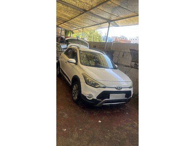 Used 2015 Hyundai i20 Active in Jaipur