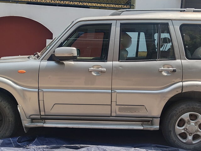 Used Mahindra Scorpio [2009-2014] SLE BS-IV in Lucknow