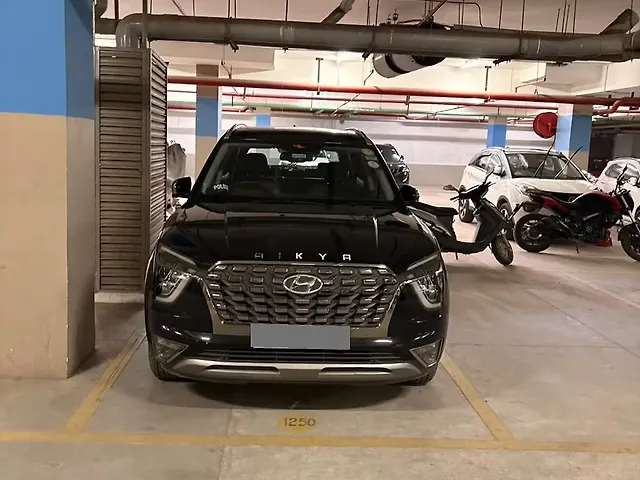 Used 2022 Hyundai Alcazar in Hyderabad