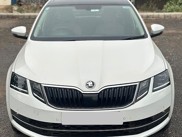 Used 2018 Skoda Octavia in Delhi