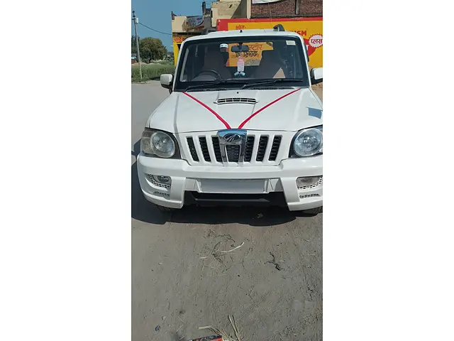 Used 2014 Mahindra Scorpio in Ballia