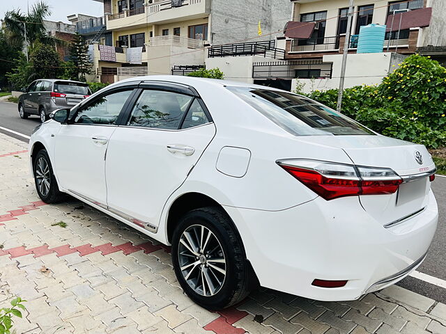 Used Toyota Corolla Altis GL Petrol in Delhi