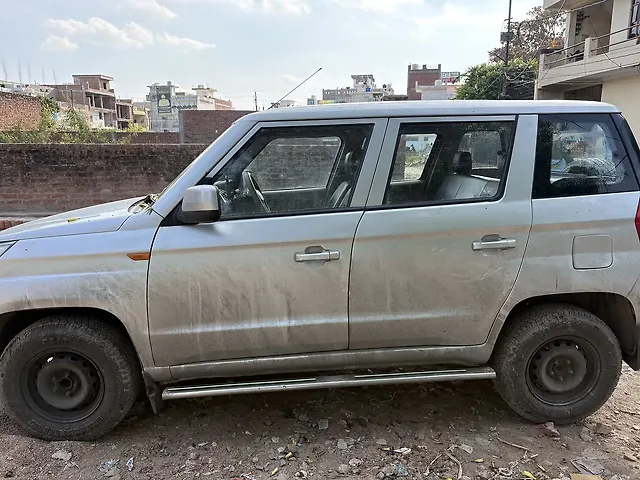 Used Mahindra TUV300 [2015-2019] T4 in Kanpur Nagar