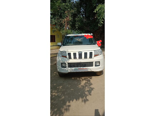 Used 2018 Mahindra TUV300 in Shahjahanpur