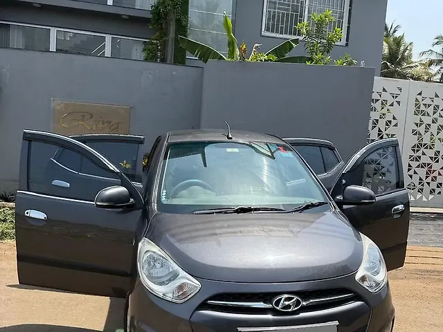 Used 2012 Hyundai i10 in Kolhapur