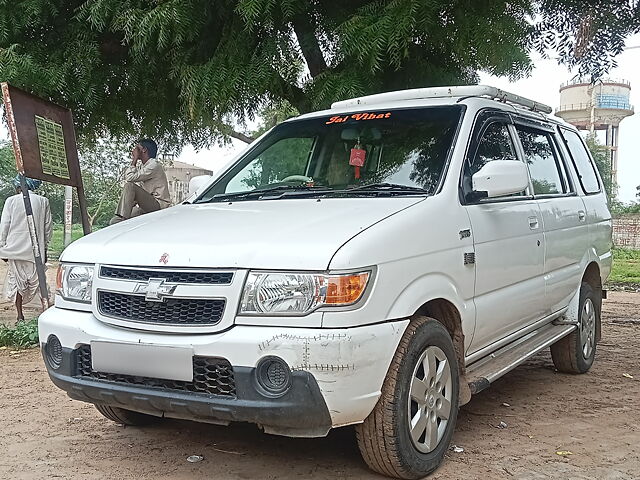 Used Chevrolet Tavera Neo LS B3 10-Str BS-III in Sanchore