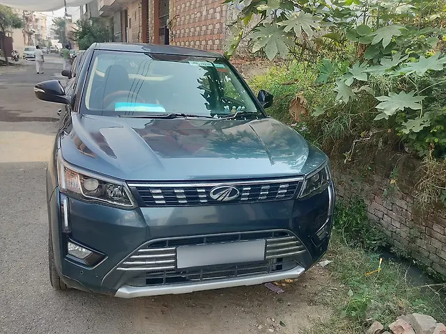 Used 2020 Mahindra XUV300 in Meerut Used 2020 Mahindra XUV300 in Meerut