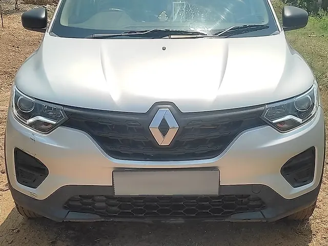 Used 2022 Renault Triber in Perambalur