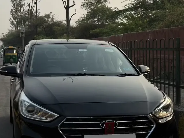 Used 2019 Hyundai Verna in Meerut