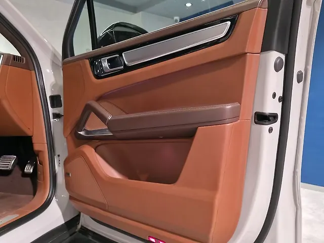 Used Porsche Cayenne Turbo [2020-2023] in Mumbai