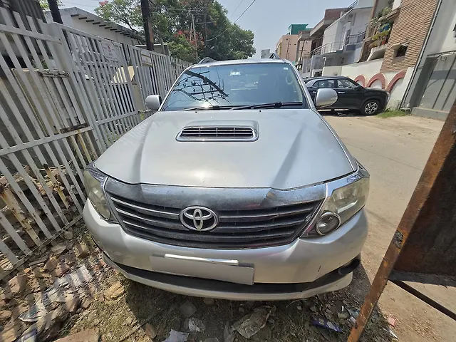 Used 2013 Toyota Fortuner in Agra
