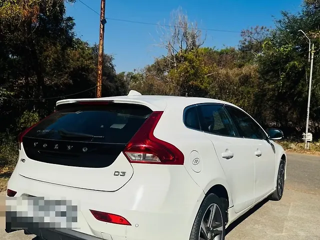 Used Volvo V40 [2015-2016] D3 R-Design in Hyderabad